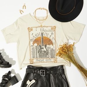 Altar’d State Nashville Music City Graphic Cropped Tee Shirt Size Small